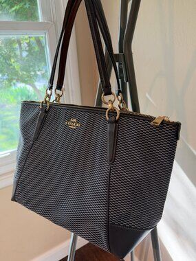 Coach Tote Bag Navy Grey Signature Canvas Leather Trim NWT